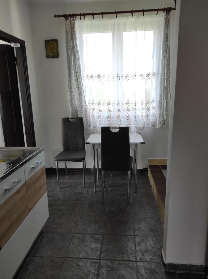 U Lesa Lägenhet Bohutín Exteriör bild